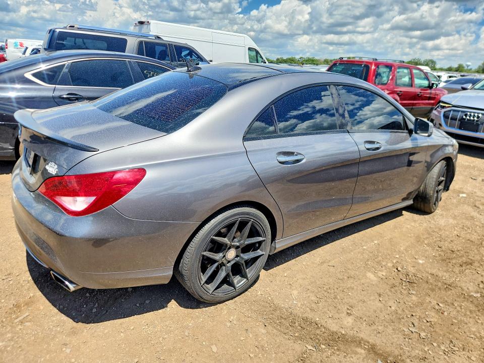 Photo 3 from auction – 2016 MERCEDES-BENZ CLA with VIN WDDSJ4GB1GN350437