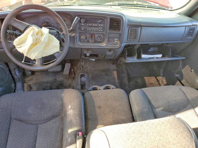 Photo 8 from auction – 2004 CHEVROLET SILVERADO with VIN 1GCEK19T24E287174