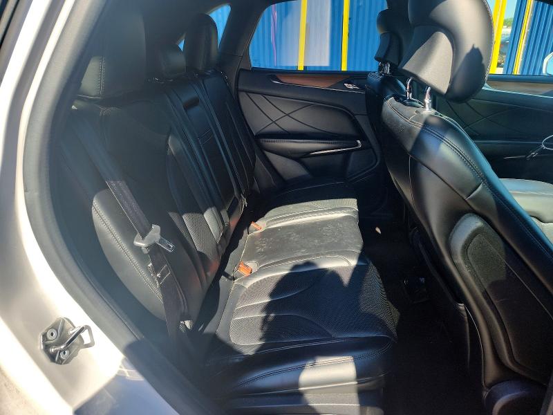 Photo 11 from auction – 2015 LINCOLN MKC with VIN 5LMTJ2AH8FUJ33268