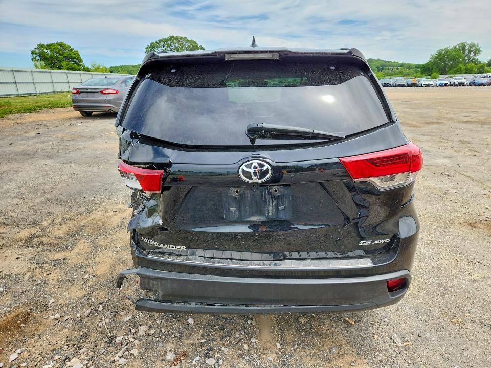 Photo 6 from auction – 2017 TOYOTA HIGHLANDER with VIN 5TDJZRFH2HS394914