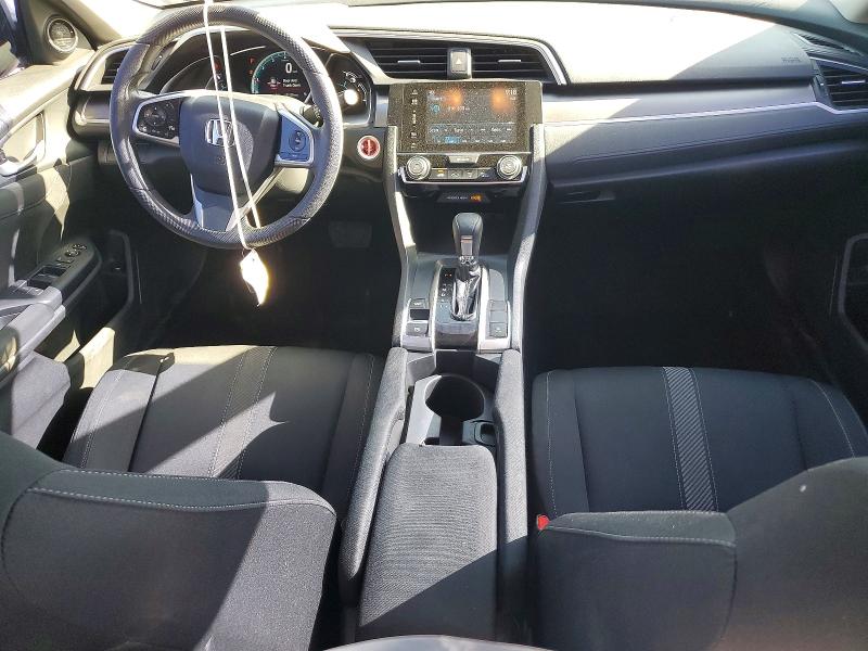 Photo 8 from auction – 2017 HONDA CIVIC with VIN 19XFC2F77HE017091