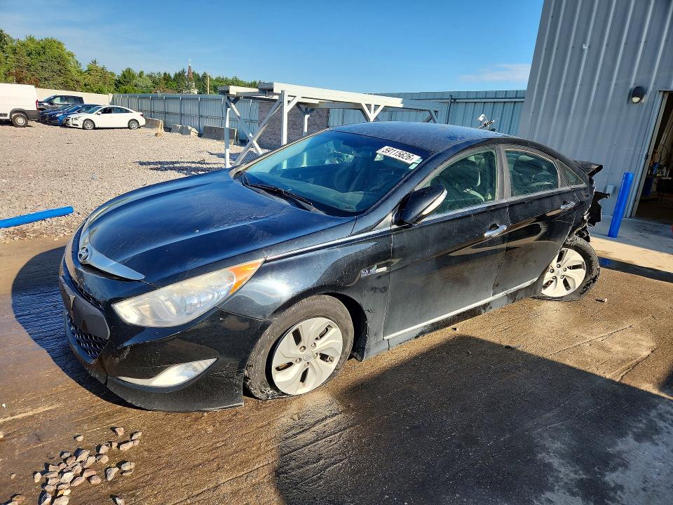 Photo 1 from auction – 2015 HYUNDAI SONATA HYBRID with VIN KMHEC4A44FA119643