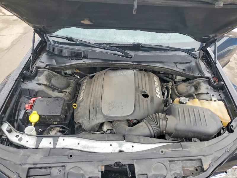 Photo 11 from auction – 2015 CHRYSLER 300C with VIN 2C3CCAET6FH780706