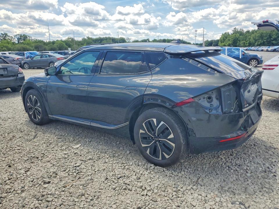 Photo 2 from auction – 2024 KIA EV6 with VIN KNDC34LA3R5620437