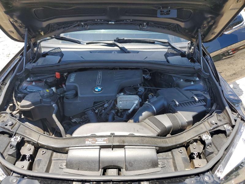 Снимка 11 от търг – 2015 BMW X1 с VIN WBAVM1C52FV317147