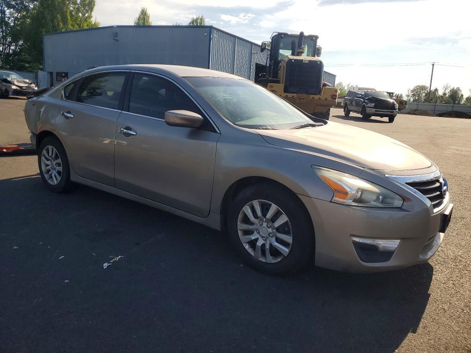 Photo 4 from auction – 2013 NISSAN ALTIMA with VIN 1N4AL3AP0DC105883
