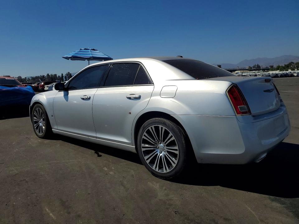 Photo 2 from auction – 2012 CHRYSLER 300 with VIN 2C3CCABG5CH312551