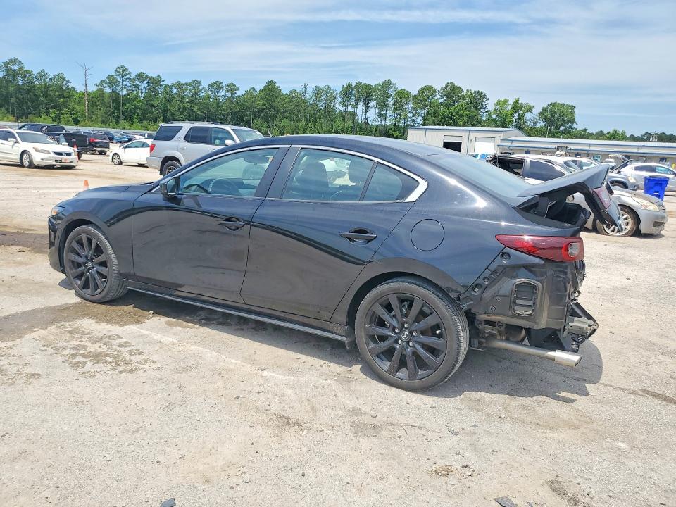 Photo 2 from auction – 2024 MAZDA 3 with VIN 3MZBPABM1RM400828
