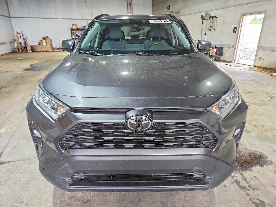 Photo 5 from auction – 2020 TOYOTA RAV4 with VIN 2T3P1RFV4LC077233