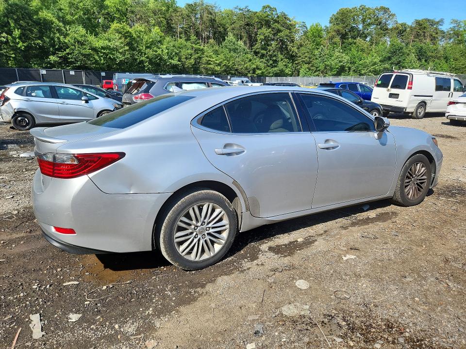 Photo 3 from auction – 2013 LEXUS ES with VIN JTHBK1GG8D2009601