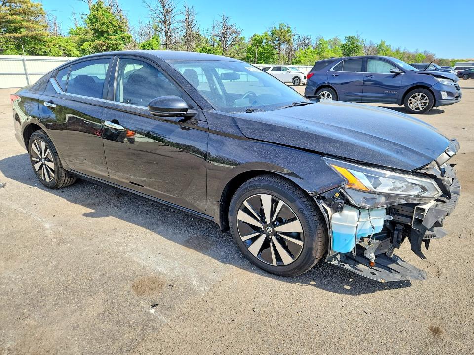 Photo 4 from auction – 2021 NISSAN ALTIMA with VIN 1N4BL4DW5MN332732