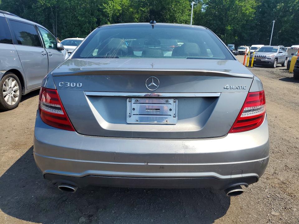 Photo 6 from auction – 2014 MERCEDES-BENZ C with VIN WDDGF8AB2EA949861
