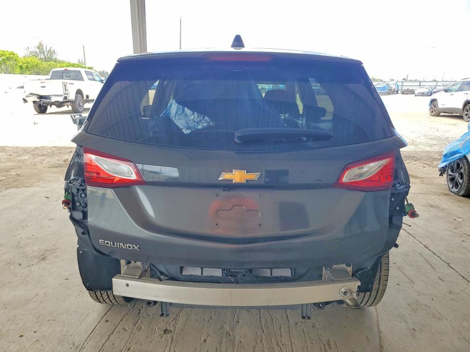 Photo 6 from auction – 2020 CHEVROLET EQUINOX with VIN 2GNAXHEV7L6156574