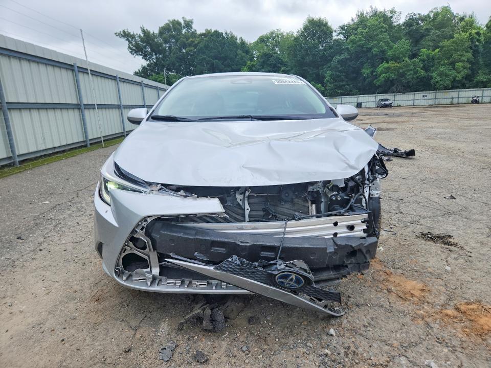 Photo 5 from auction – 2023 TOYOTA COROLLA HYBRID with VIN JTDBCMFEXP3024972
