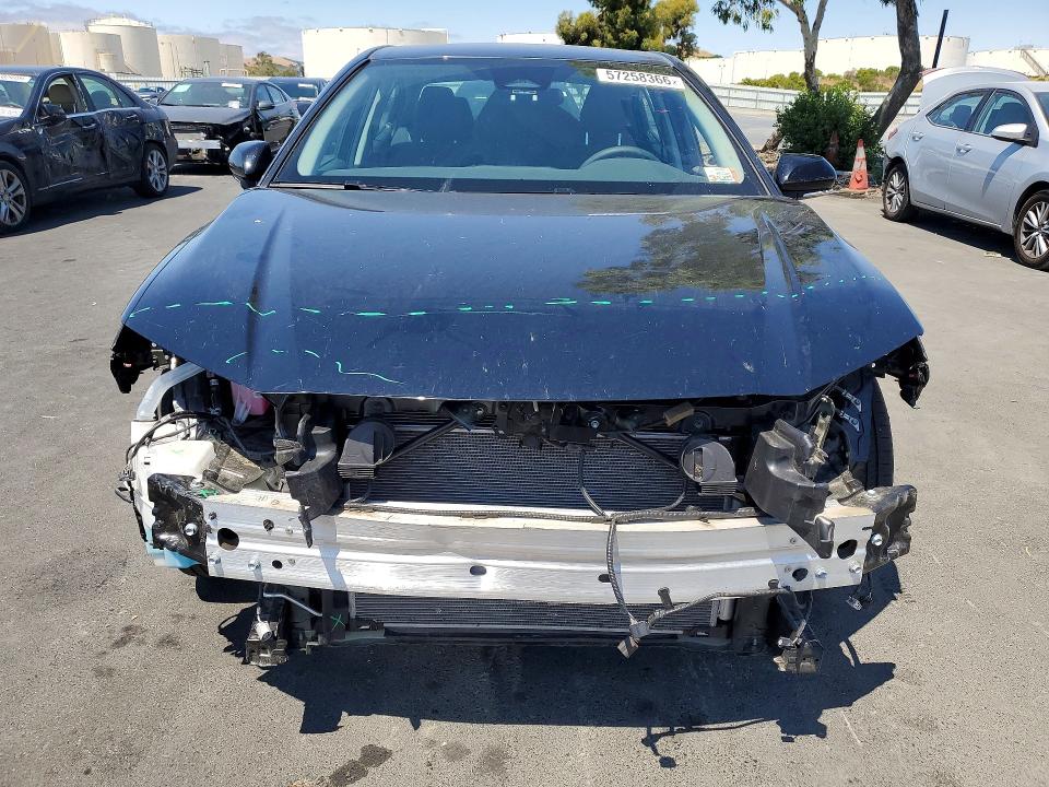 Photo 5 from auction – 2025 TOYOTA CAMRY with VIN 4T1DAACK2SU073394