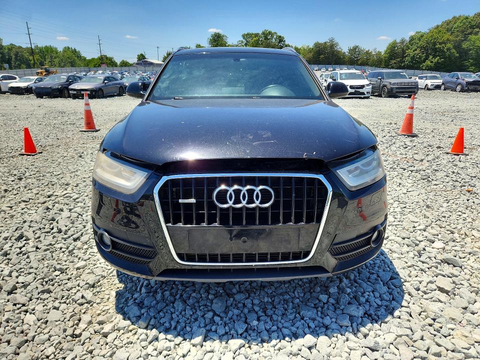 صورة رقم 5 من المزاد - 2015 AUDI Q3 مع VIN WA1EFCFS1FR012719