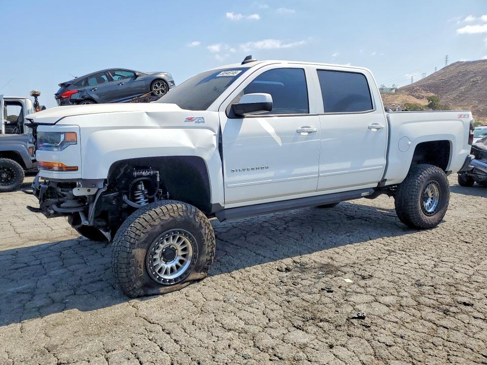 CHEVROLET SILVERADO 2016 with VIN 3GCUKREC0GG191525 - Photo from auction