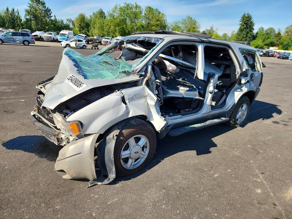 FORD ESCAPE 2002 with VIN 1FMYU02122KC84635 - Photo from auction