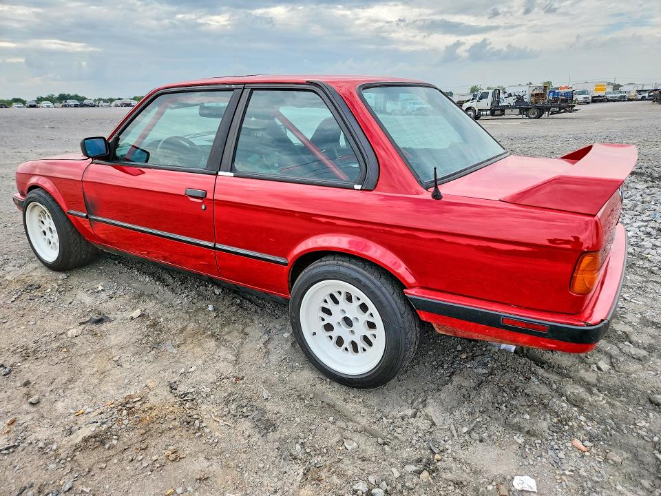 Photo 2 from auction – 1987 BMW 325 with VIN WBAAA130XH2322175