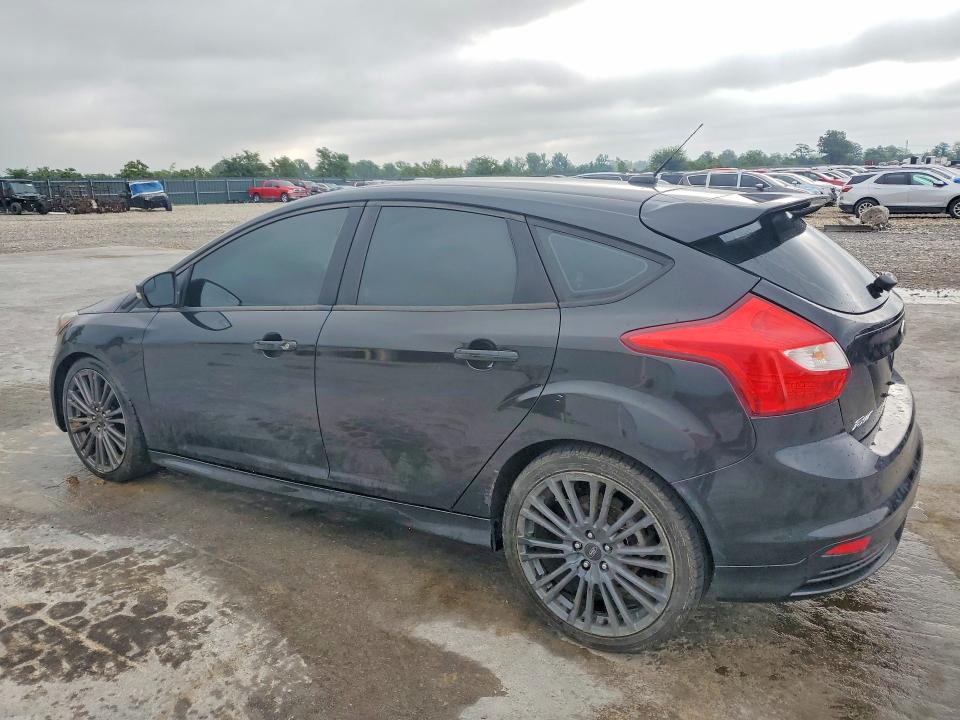 Photo 2 from auction – 2013 FORD FOCUS with VIN 1FADP3L98DL126304