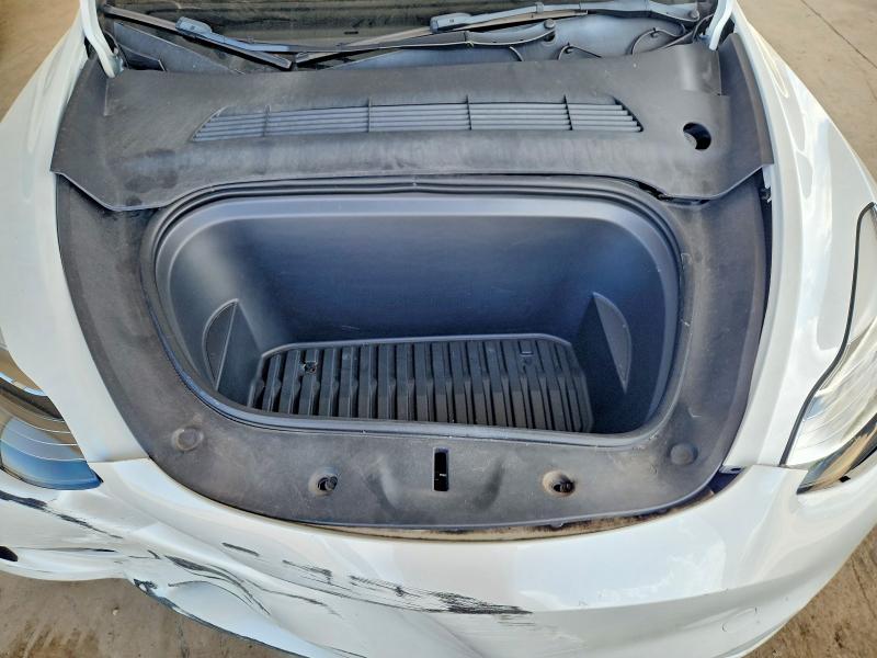 Photo 12 from auction – 2023 TESLA MODEL Y with VIN 7SAYGDEE6PA138521