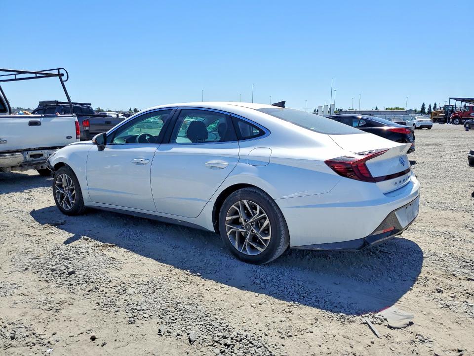 Photo 2 from auction – 2021 HYUNDAI SONATA with VIN KMHL64JA6MA166433