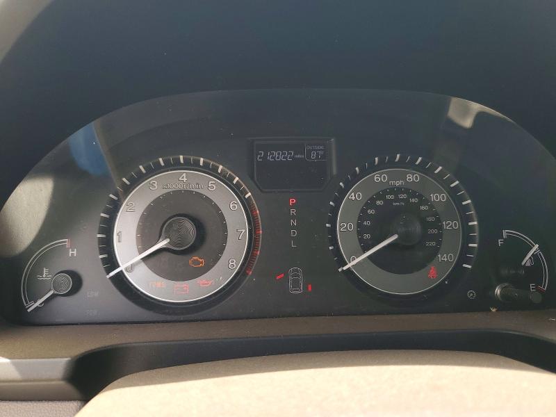 Photo 9 from auction – 2016 HONDA ODYSSEY with VIN 5FNRL5H32GB136880