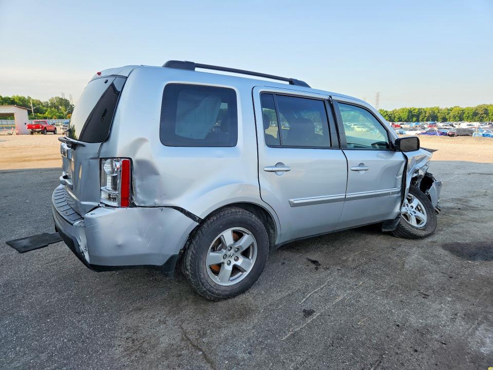 Photo 3 from auction – 2011 HONDA PILOT with VIN 5FNYF3H53BB044291