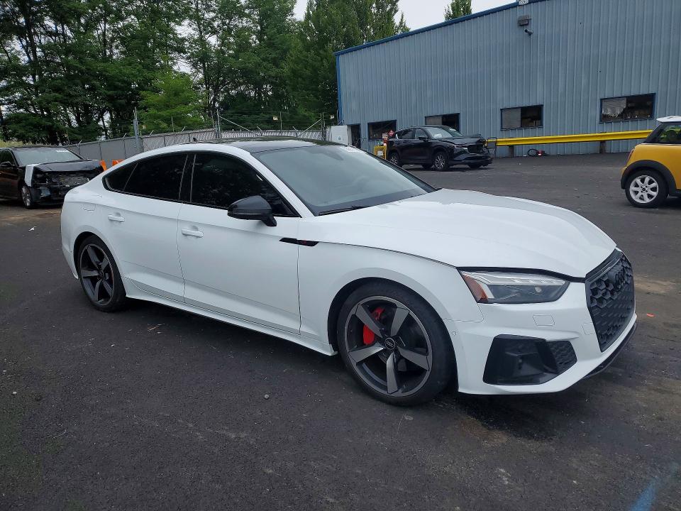 Photo 4 from auction – 2022 AUDI A5 with VIN WAUEACF50NA022456