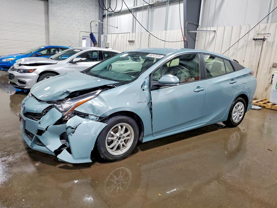 Photo 1 from auction – 2016 TOYOTA PRIUS with VIN JTDKBRFU5G3009643