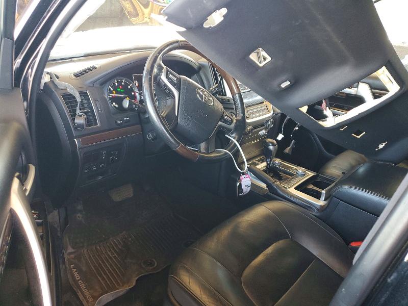 Photo 8 from auction – 2020 TOYOTA LAND CRUISER with VIN JTMCY7AJ0L4089619
