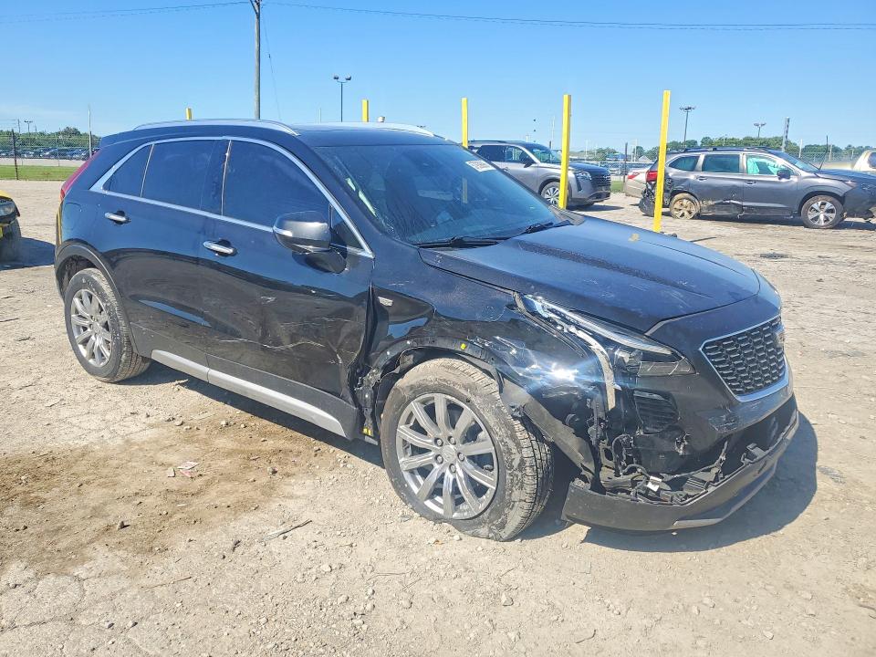 Photo 4 from auction – 2023 CADILLAC XT4 with VIN 1GYFZDR4XPF101786