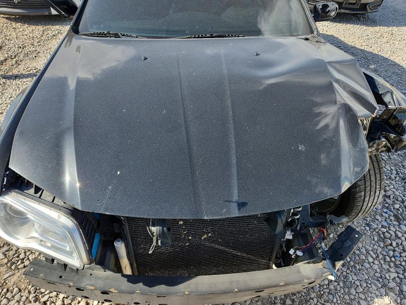 Photo 11 from auction – 2011 CHRYSLER 300C with VIN 2C3CA6CTXBH595154