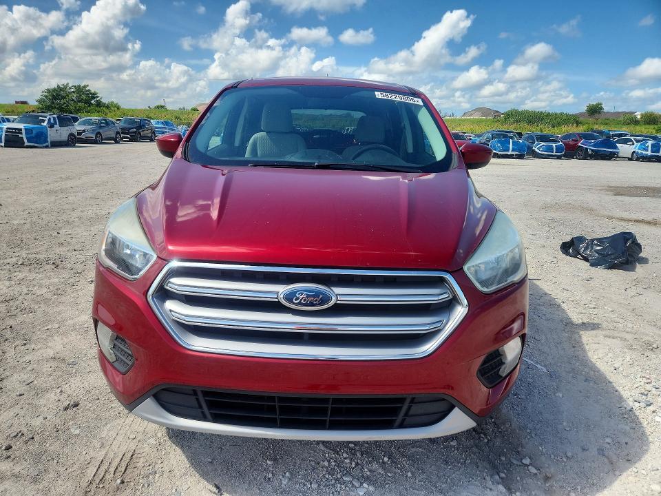 Photo 5 from auction – 2017 FORD ESCAPE with VIN 1FMCU0GD4HUE02212