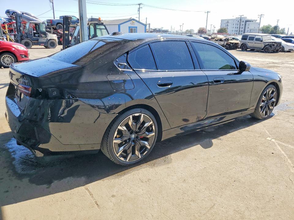 Photo 3 from auction – 2024 BMW I5 with VIN WBY33FK05RCR93011