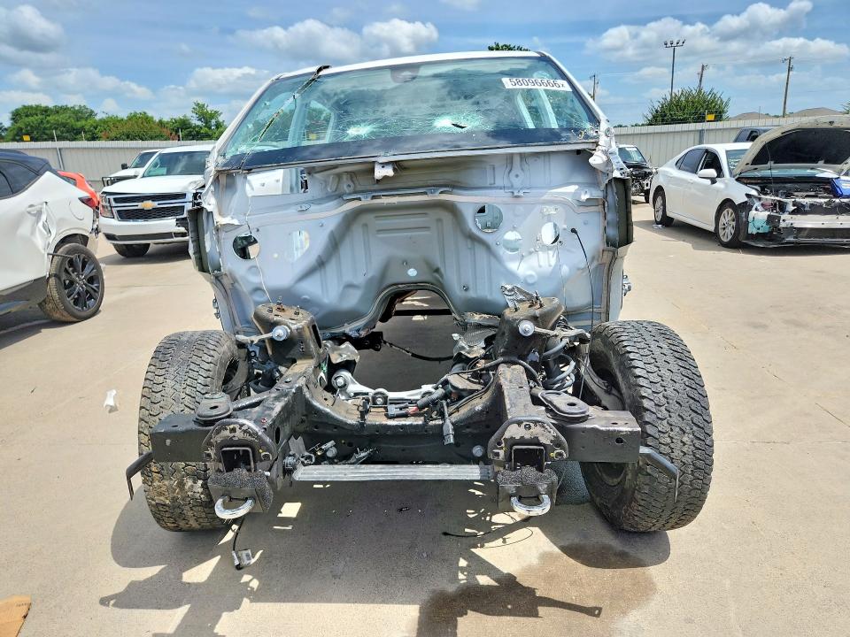Photo 5 from auction – 2021 CHEVROLET SILVERADO with VIN 3GCUYHED1MG376468