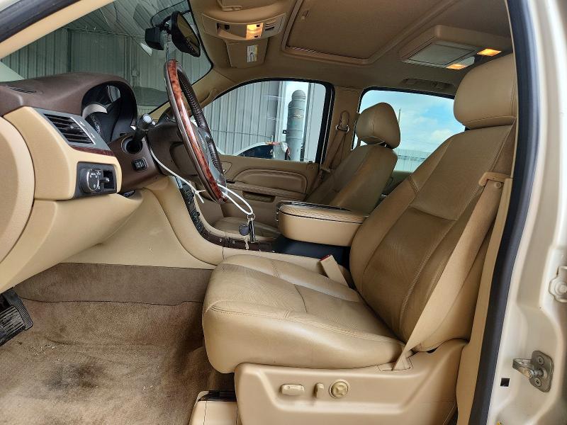 Photo 7 from auction – 2012 CADILLAC ESCALADE with VIN 1GYS4JEF5CR317721