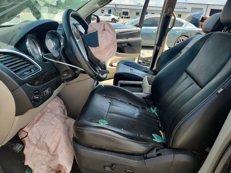 Photo 7 from auction – 2012 CHRYSLER TOWN & COUNTRY with VIN 2C4RC1BG3CR228308