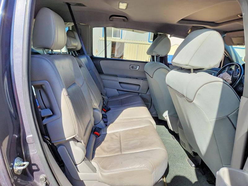 Photo 11 from auction – 2015 HONDA PILOT with VIN 5FNYF3H52FB004077