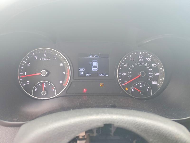 Photo 9 from auction – 2020 KIA OPTIMA with VIN 5XXGT4L38LG439856