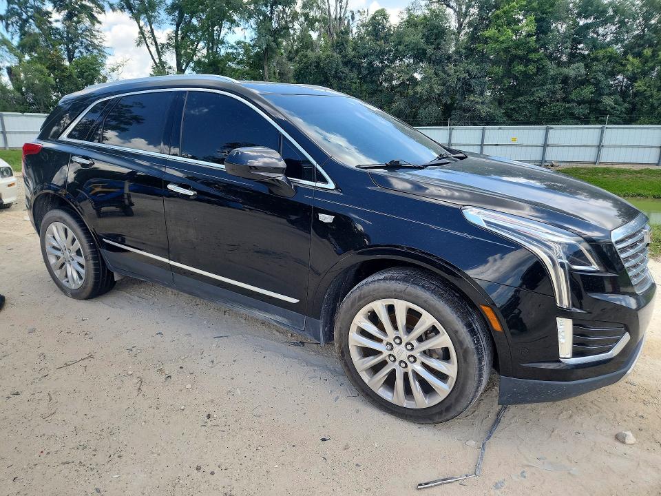 Photo 4 from auction – 2018 CADILLAC XT5 with VIN 1GYKNGRS6JZ167400