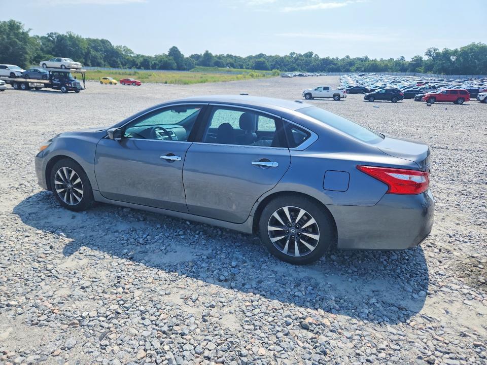 Photo 2 from auction – 2017 NISSAN ALTIMA with VIN 1N4AL3AP8HC241748