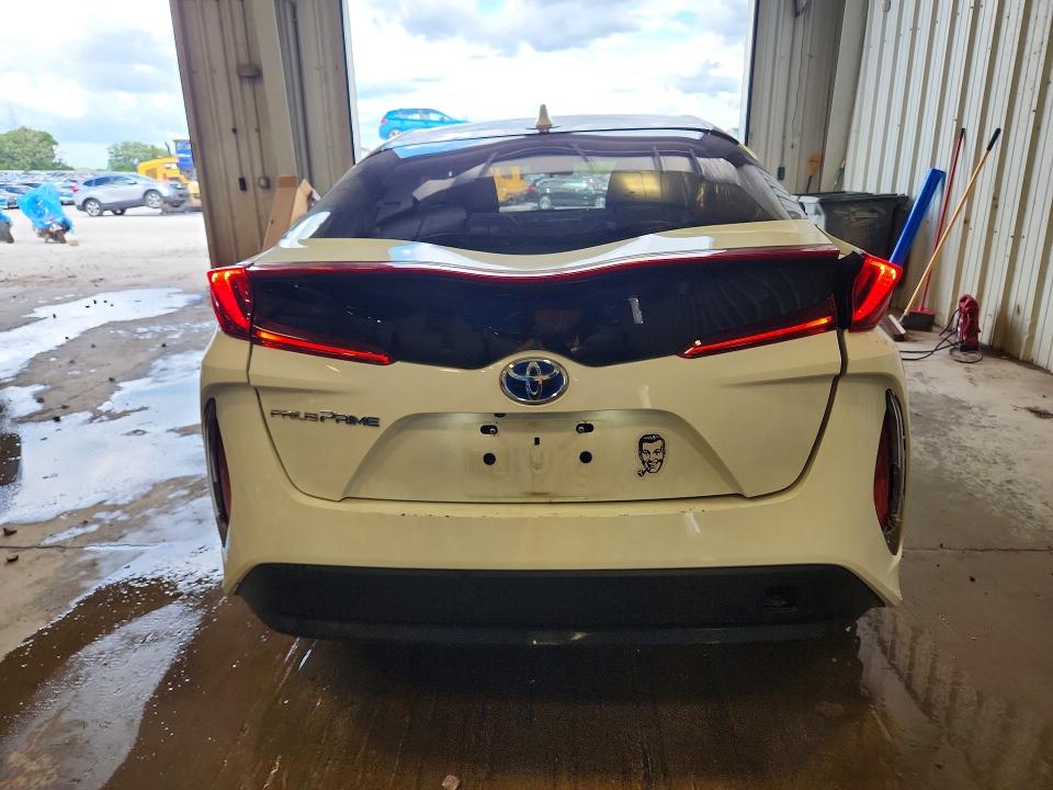 Снимка 6 от търг – 2022 TOYOTA PRIUS PRIME с VIN JTDKAMFP4N3198556