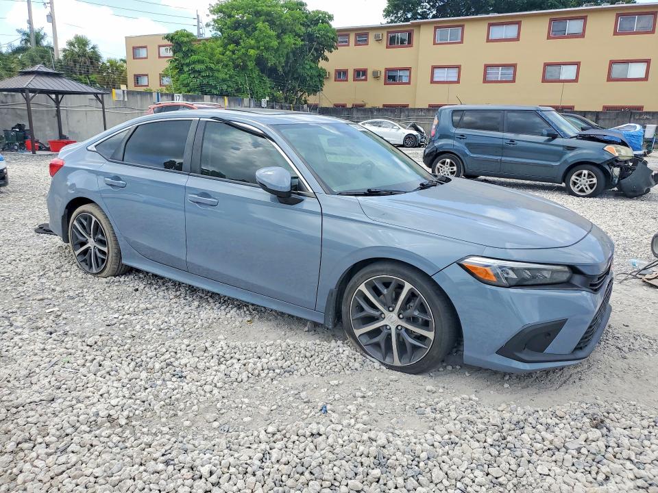 Photo 4 from auction – 2022 HONDA CIVIC with VIN 2HGFE1F92NH316348