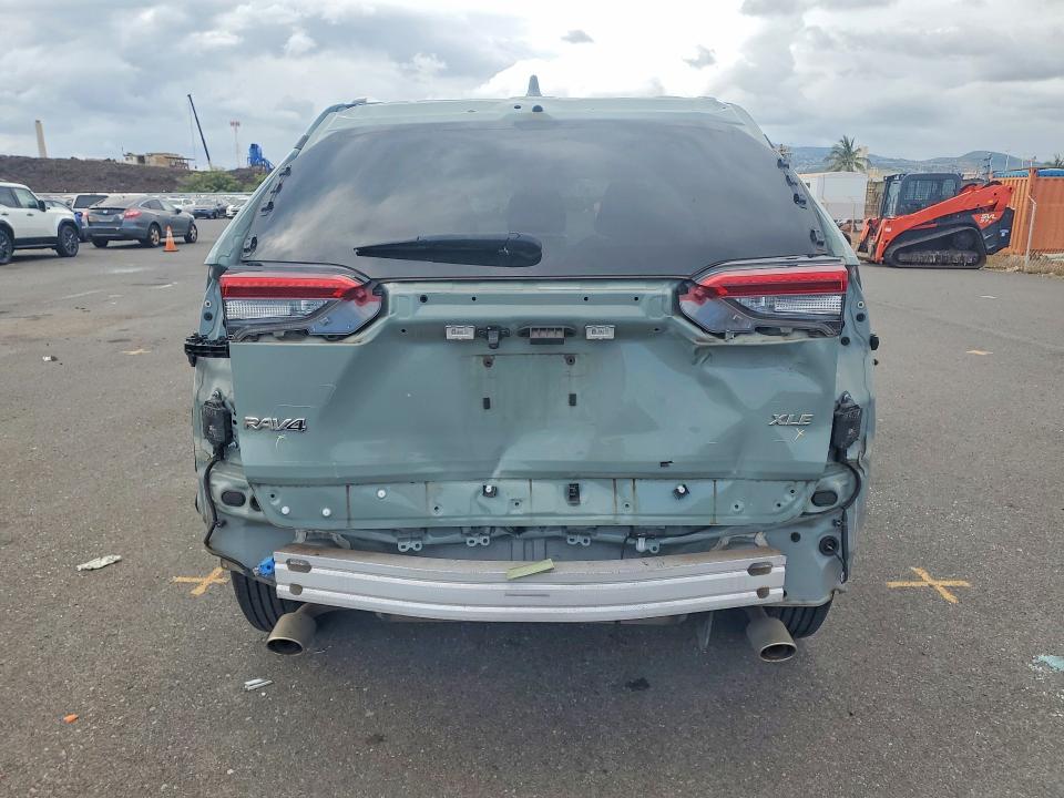 Photo 6 from auction – 2022 TOYOTA RAV4 with VIN JTMW1RFV4NJ024415