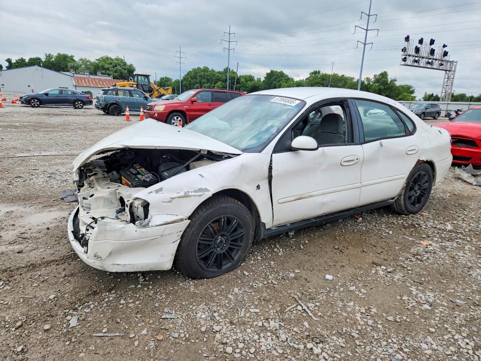 FORD TAURUS 2000 with VIN 1FAFP5329YG206782 - Photo from auction