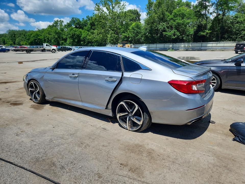 Photo 2 from auction – 2018 HONDA ACCORD with VIN 1HGCV1F32JA166572