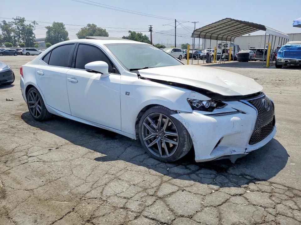 Photo 4 from auction – 2015 LEXUS IS with VIN JTHBE1D2XF5018169