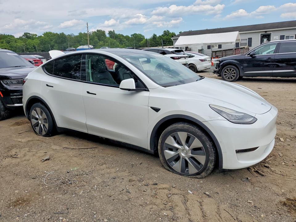 Photo 4 from auction – 2022 TESLA MODEL Y with VIN 7SAYGDEE5NF422559