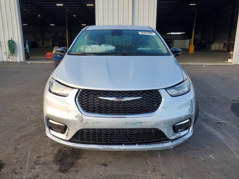 Photo 5 from auction – 2024 CHRYSLER PACIFICA with VIN 2C4RC1BG0RR162650